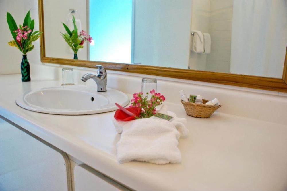 Anchorage Hotel, Whale Watch & Dive Center 罗索 外观 照片