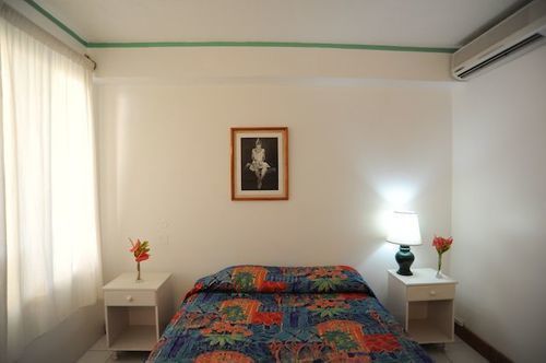 Anchorage Hotel, Whale Watch & Dive Center 罗索 外观 照片