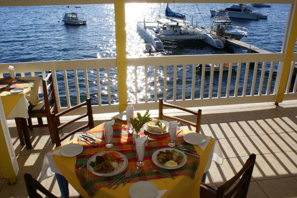 Anchorage Hotel, Whale Watch & Dive Center 罗索 外观 照片