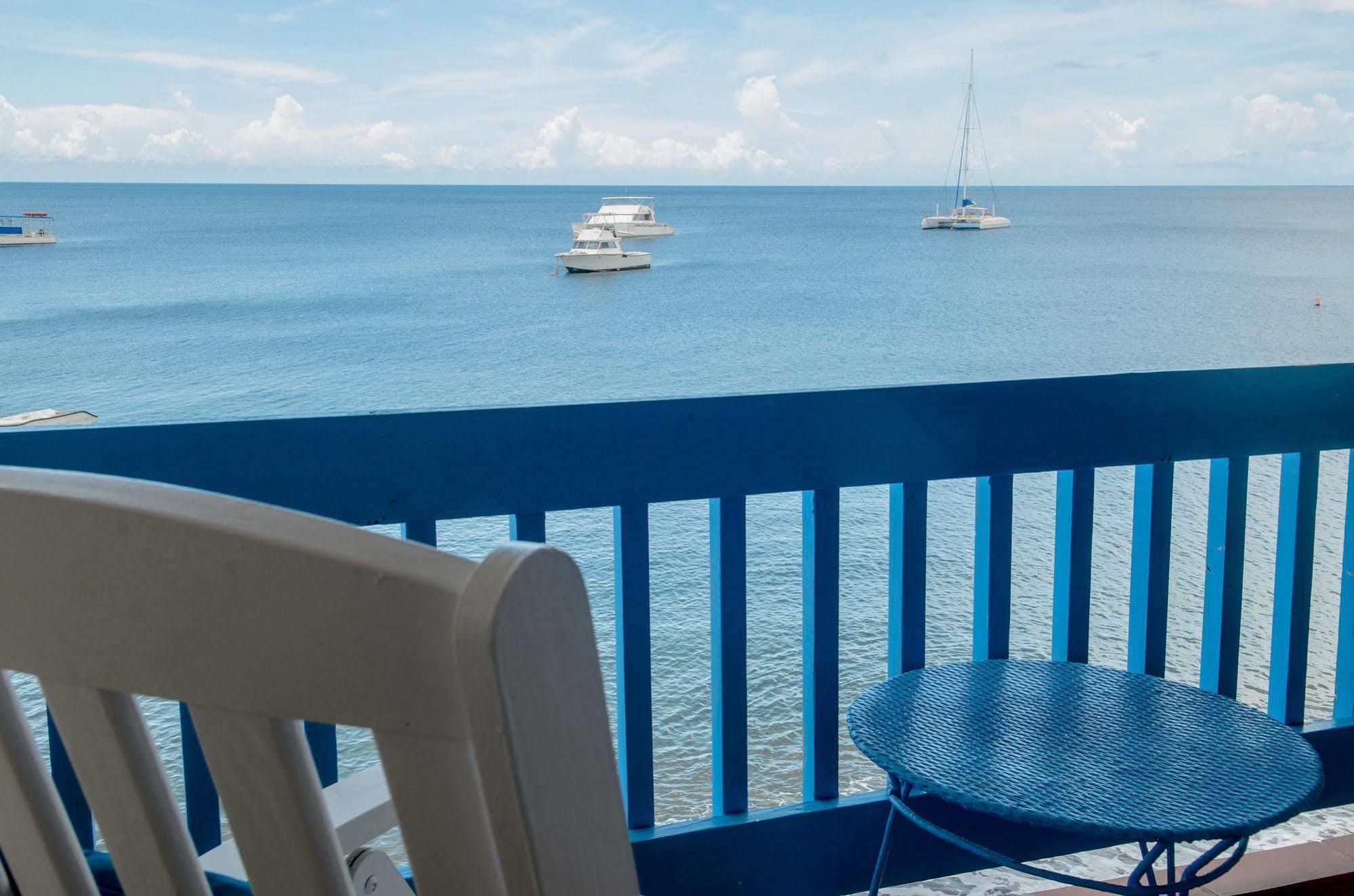 Anchorage Hotel, Whale Watch & Dive Center 罗索 外观 照片